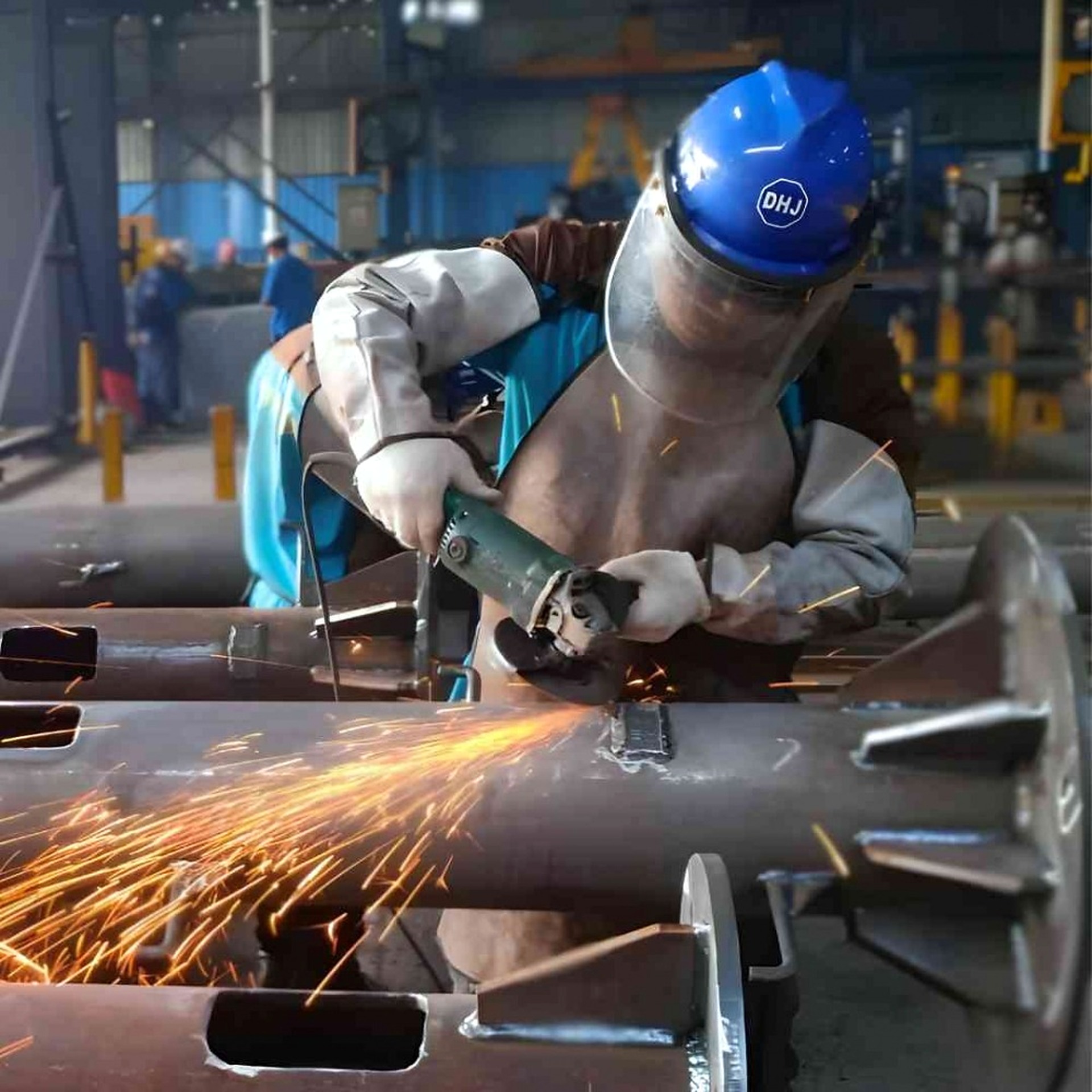 Fabrikasi komponen